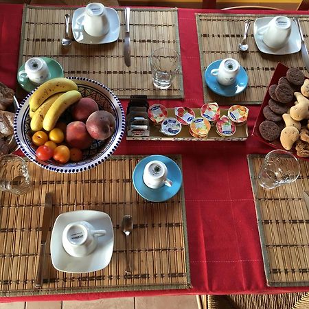 Bed&Breakfast La Casetta Sant'Alessio Siculo Bagian luar foto