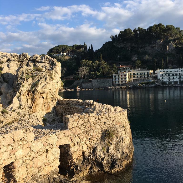 Bed&Breakfast La Casetta Sant'Alessio Siculo Bagian luar foto