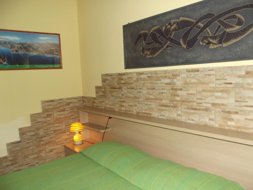 Bed&Breakfast La Casetta Sant'Alessio Siculo Bagian luar foto