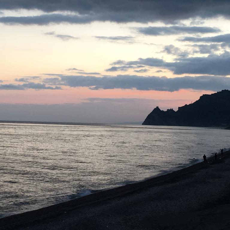 Bed&Breakfast La Casetta Sant'Alessio Siculo Bagian luar foto